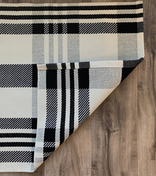 Buffalo Plaid Accent Rug